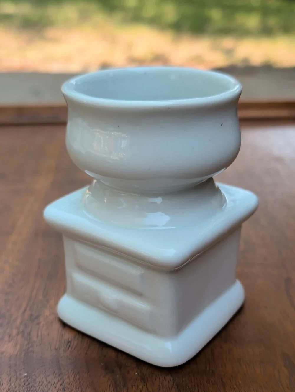 Coalport elegant white